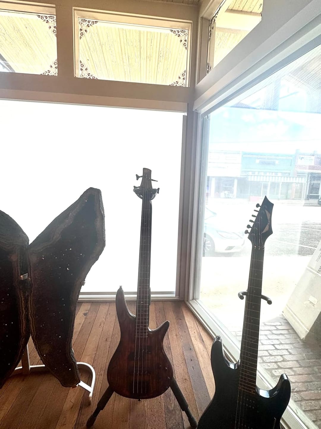 Customer photo review of Bringnox Motorized Light Filtering Roller Shades 70% Blackout Treebark