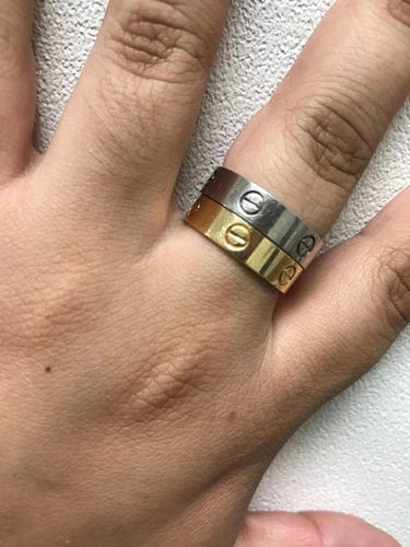 Customer photo review of LOVE RING 5.5MM NO DIAMOND