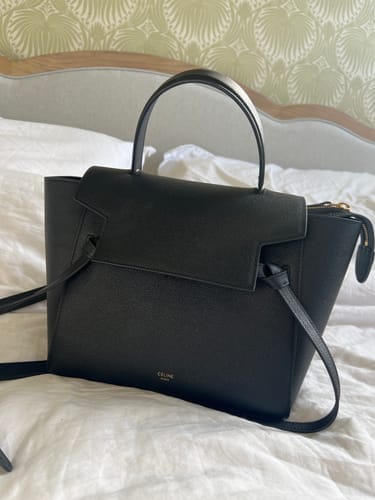 Customer photo review of FISH BAG 24 BLACK COWHIDE LEATHER