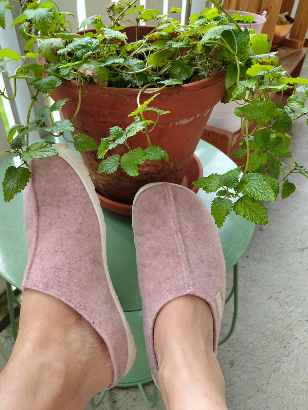 Customer photo review of Vaistoa Toive | Felt Barefoot Slippers
