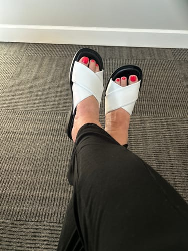 Customer photo review of Santorini Flop