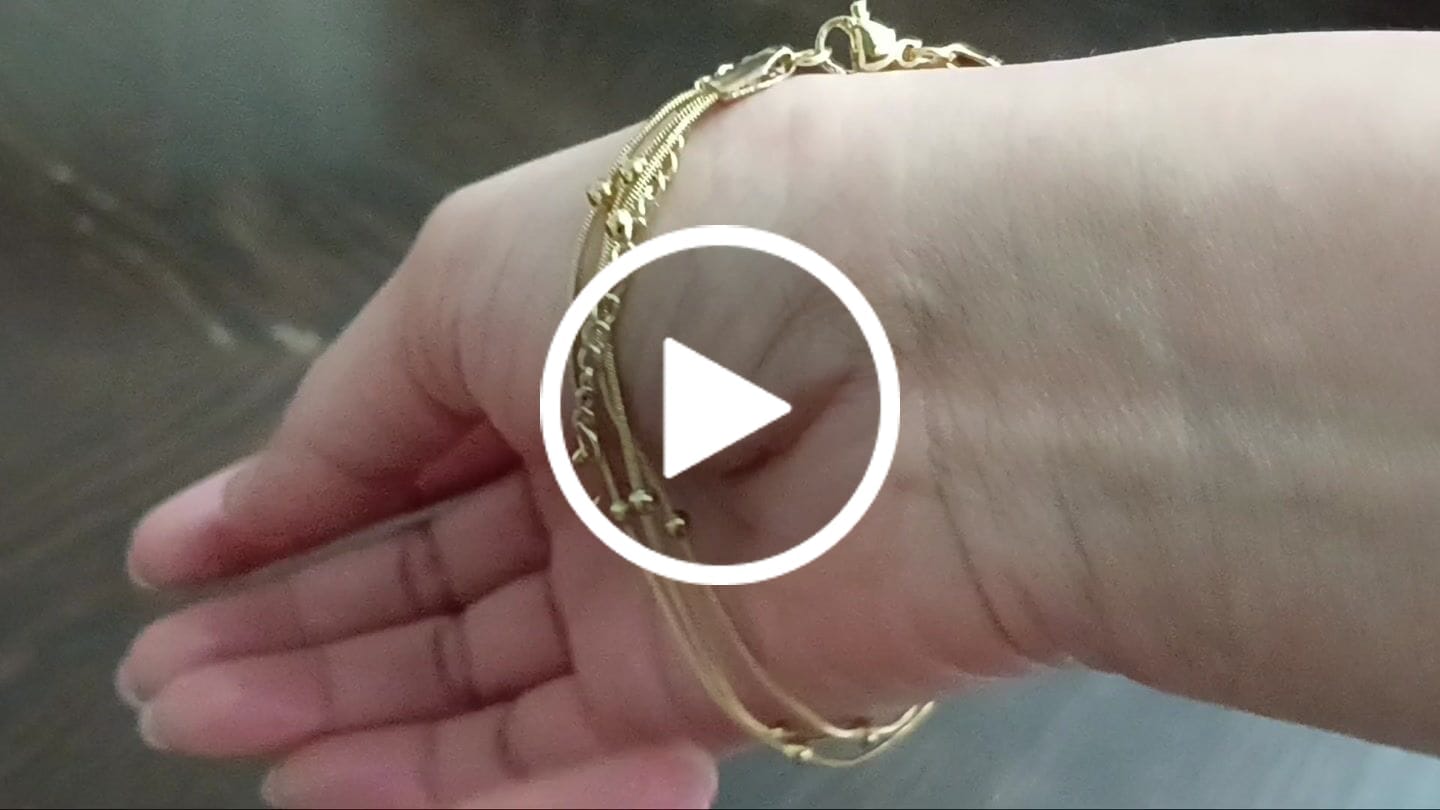 Customer video review of Gold Chain Bracelet with Beads