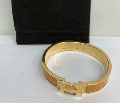 Customer photo review of H CHAMPAGNE BRACELET