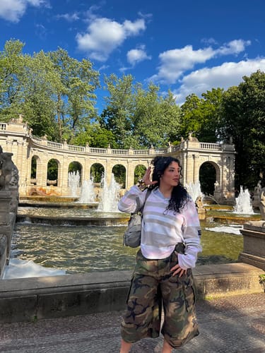 Customer photo review of American Vintage Camouflage Cargo Shorts