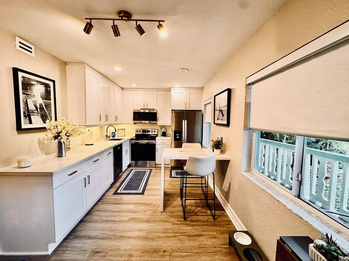 Customer photo review of Bringnox Motorized Roller Shades 100% Blackout Cream