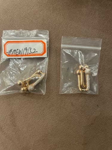 Customer photo review of HARDWARE DROP EARRINGS DOUBLE LINK DIAMOND