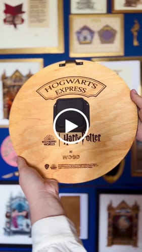 Customer video review of HOGWARTS™ EXPRESS CLOCK