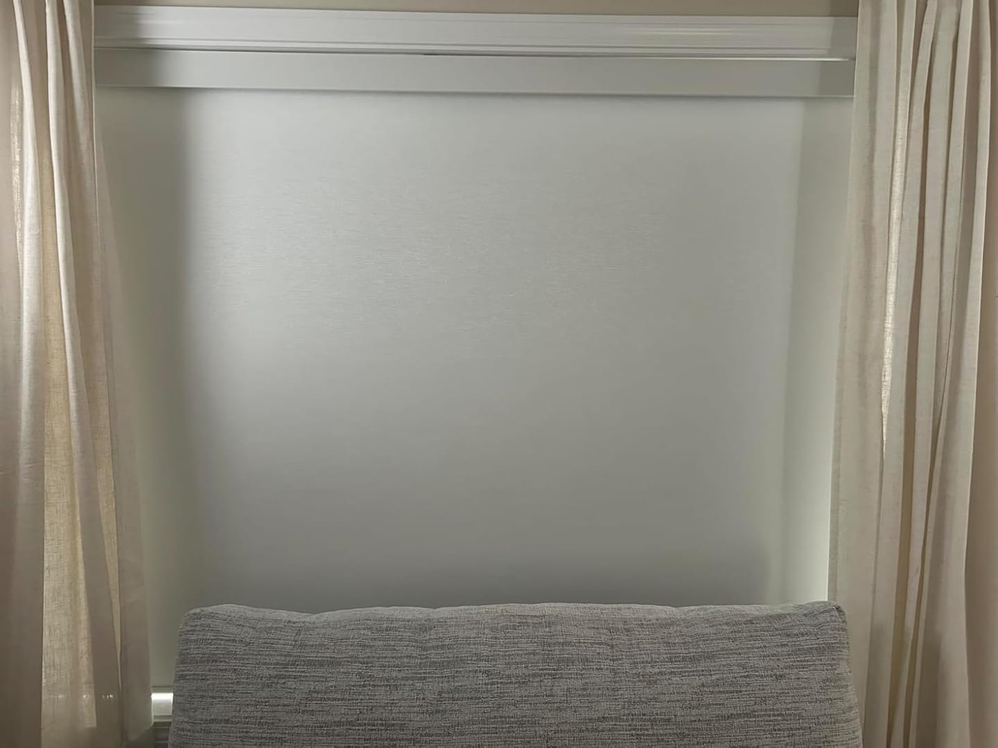 Customer photo review of Bringnox Motorized Roller Shades 100% Blackout Cream