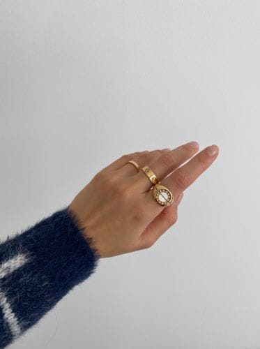 Customer photo review of LOVE RING 5.5MM NO DIAMOND