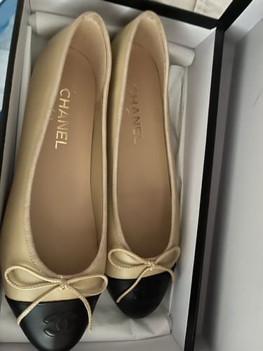 Customer photo review of ballet flats beige black lambskin