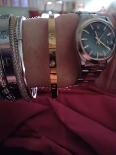 Customer photo review of LOVE BRACELET 3.65MM 6 DIAMONDS