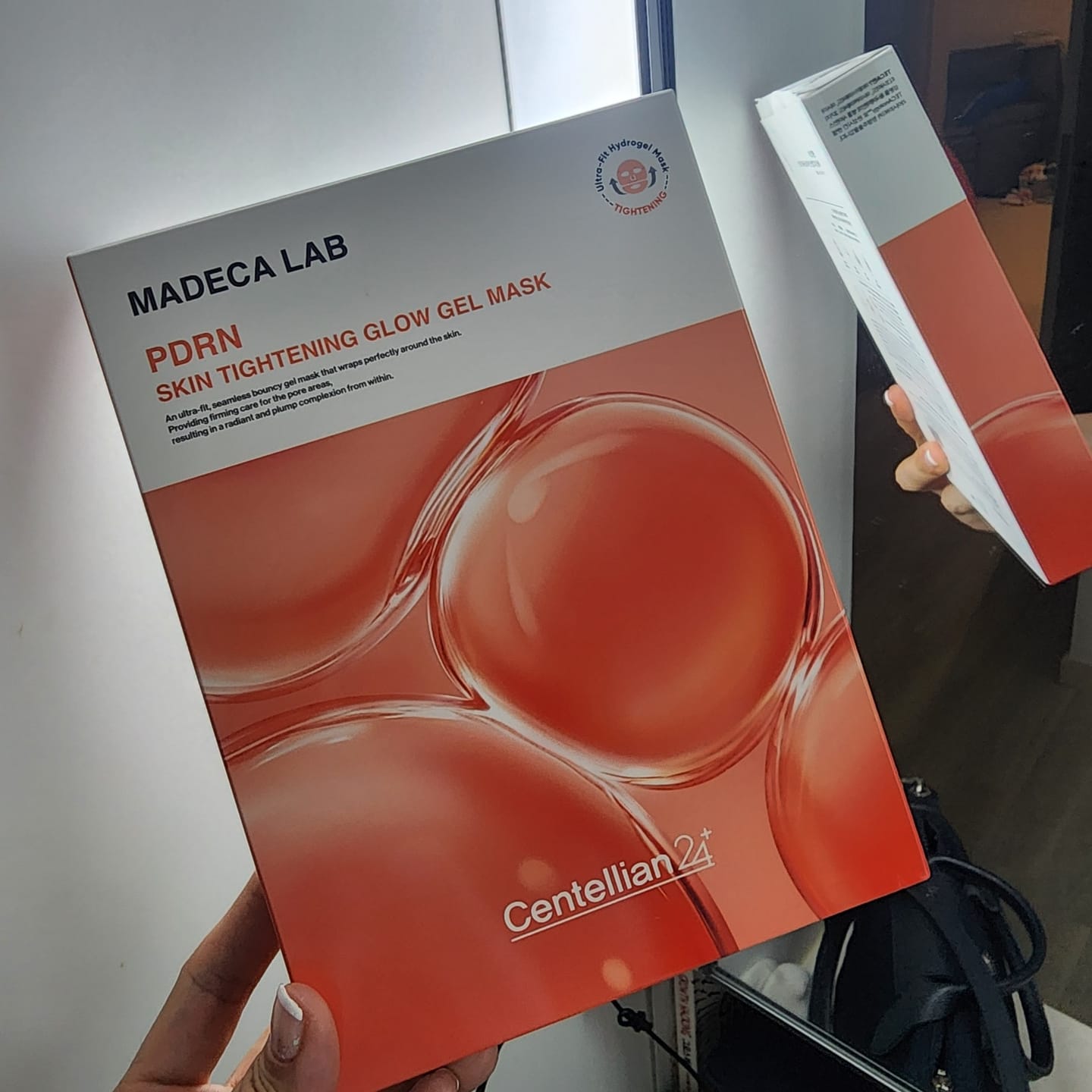 Customer photo review of Madeca Lab PDRN Skin Tightening Glow Gel Mask 1ea