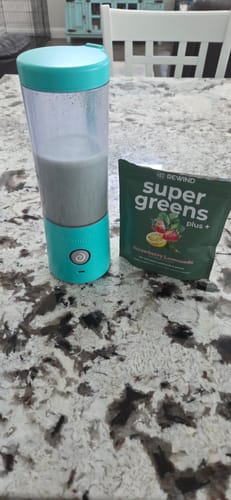 Customer photo review of Plus+ Strawberry Lemonade