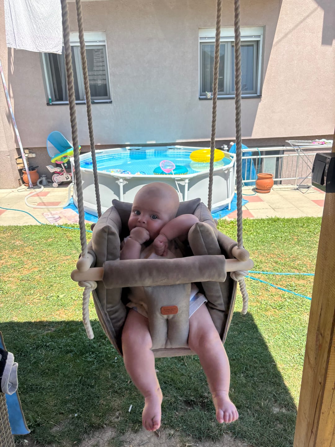 Customer photo review of Luxury Sand Beige Ljuljaška