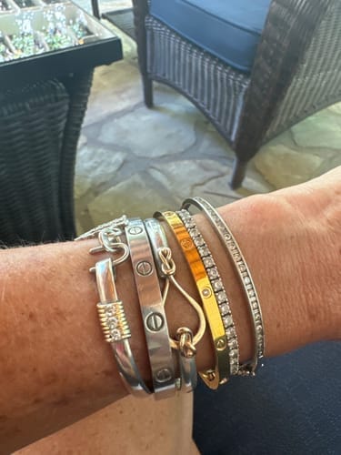 Customer photo review of LOVE BRACELET 3.65MM 6 DIAMONDS