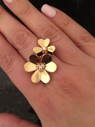 Customer photo review of CLOVER COMOS GOLD DIAMOND RING