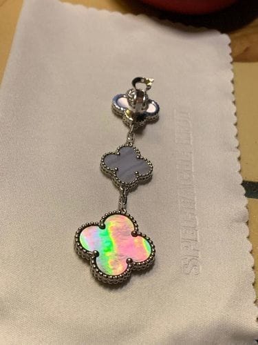 Customer photo review of CLOVER MOP 3 MOTIFS SILVER EARRINGS