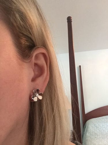 Customer photo review of FRIVOLE GOLD FLOWER EARRINGS