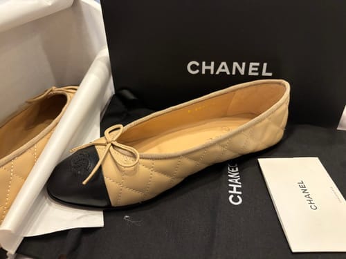 Customer photo review of ballet flats beige black quilted lambskin