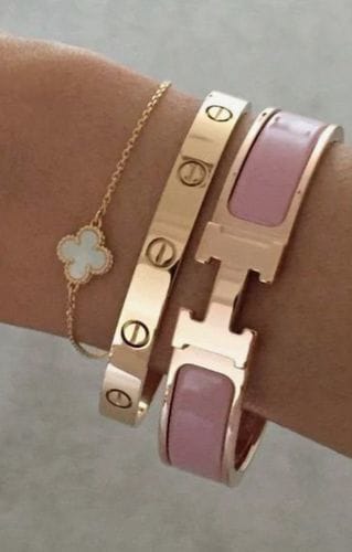 Customer photo review of H PURPLE BRACELET