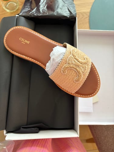 Customer photo review of Celine 25C Slippers Beige Fabric with Calfskin 238154