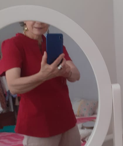 Avis photo d'un client sur Blouse Ernestine double gaze de coton plumetis grenat