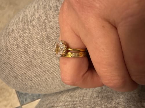 Customer photo review of LOVE RING 2.65MM GOLD DIAMOND
