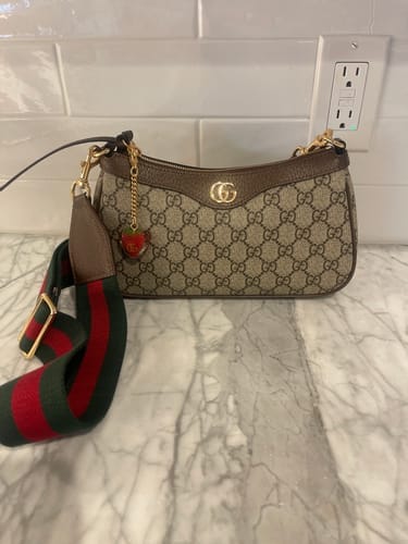 Customer photo review of OPHIDIA SMALL SHOULDER BAG 25 IN BEIGE EBONY CANVAS AND DARK BROWN LAMBSKIN GOLD HARDWARE