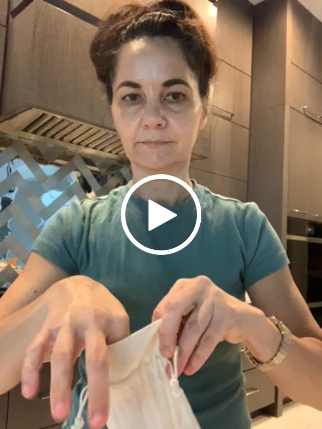 Customer video review of Fibroid Shrink & Ovarian Cysts, BM36 - Helps Shrink Fibroids and Ovarian Cysts, Balance Estrogen Levels and Prevent Regrowth, Support for Menstrual Pain and Painful Intercourse, 30ml