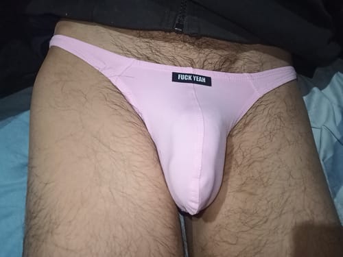 Customer photo review of PINK ORIGINAL THONG