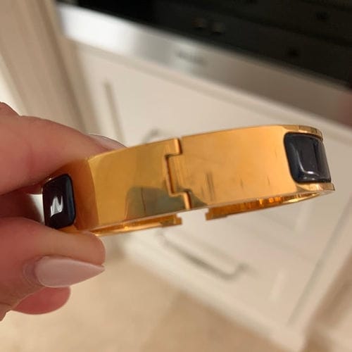 Customer photo review of H BLACK BRACELET