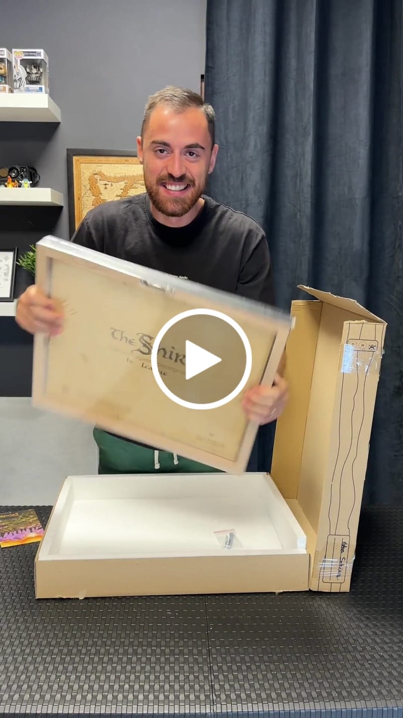 Customer video review of THE SHIRE™ 3D WOOD MAP
