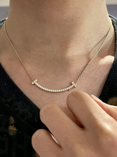 Customer photo review of BIG SMILE PEDANT DIAMOND NECKLACE