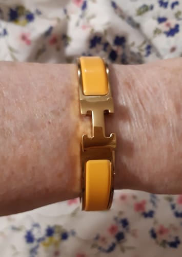 Customer photo review of H YELLOW BRACELET