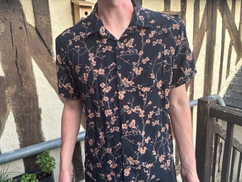 Customer photo review of Chemise hawaïenne à manches courtes pour homme, 100 % rayonne, imprimé botanique