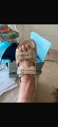 Customer photo review of Dad Sandals Sheepskin Beige Cream