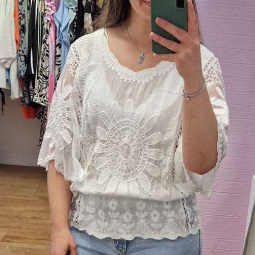 Customer photo review of Bluse Bestickt Fledermaus Spitze
