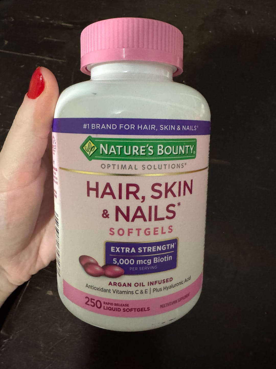 Customer photo review of Nature's Bounty Cabelo, Pele & Unhas Força Extra, 250 Softgels