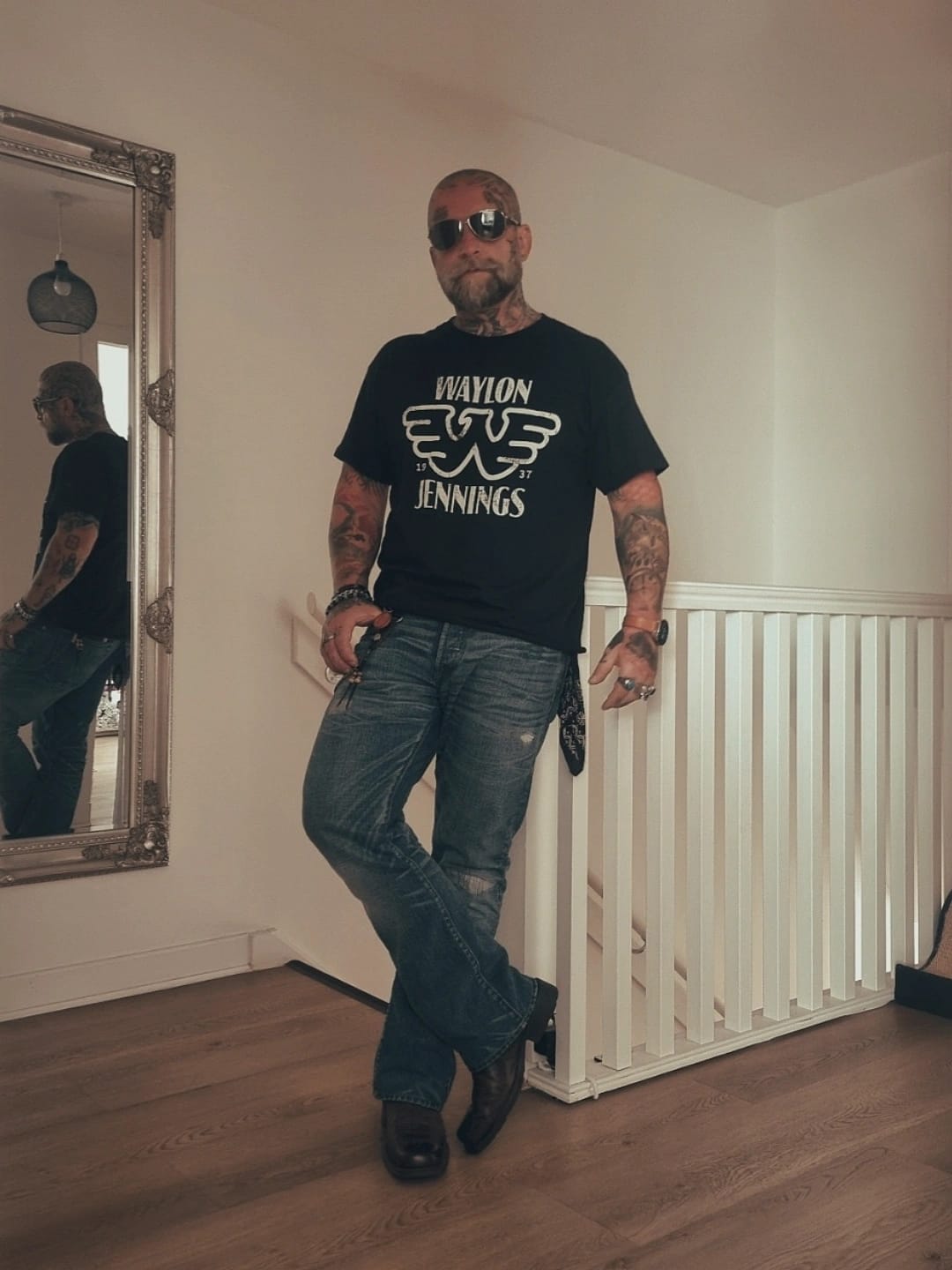 Customer photo review of Waylon Jennings Est. 1937 Flying W Symbol Men's Tee