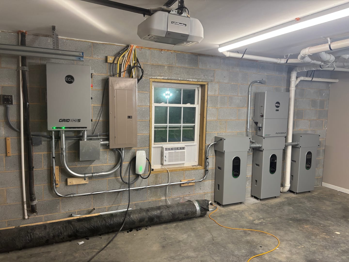 Customer photo review of EG4 FlexBOSS21 16kw AC Hybrid Inverter | 48V Split Phase | 21kW PV Input