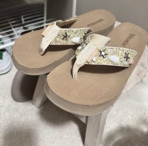 Customer photo review of A Walk Down the Aisle