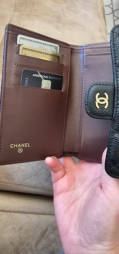 Customer photo review of cc wallet 15cm black caviar gold hardware