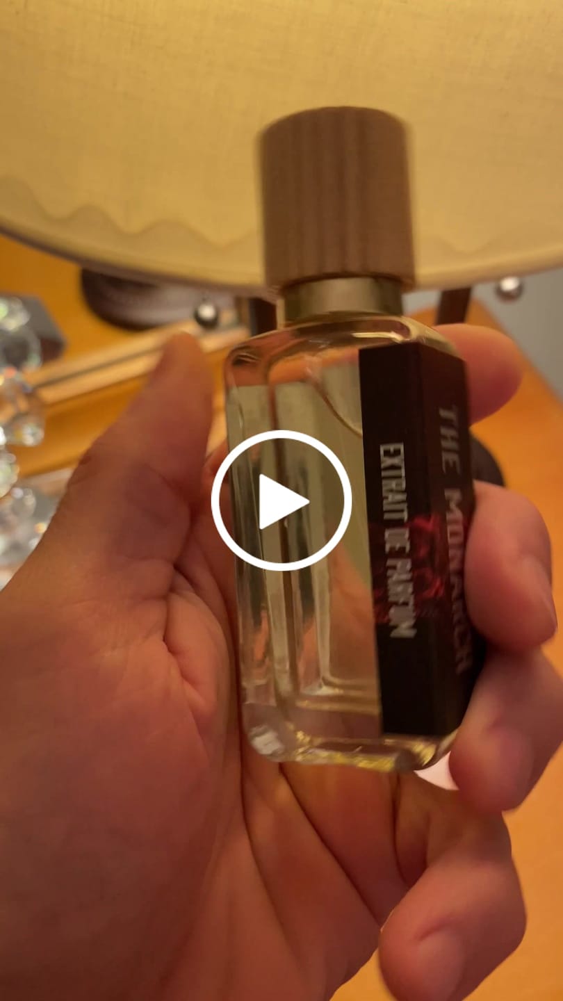 Customer video review of The Monarch