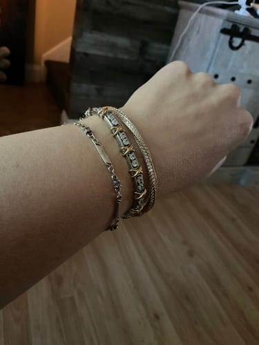 Customer photo review of GRA SPIRAL DIAMOND PAVED BRACELET