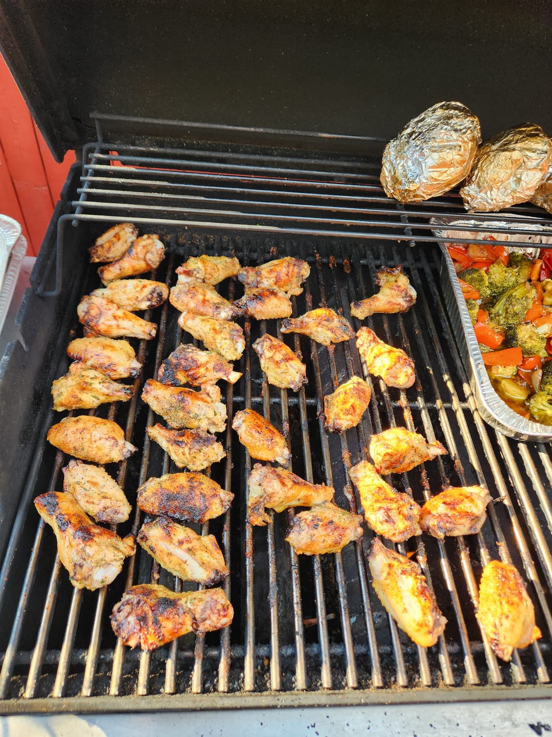 Customer photo review of CHICKEN WINGS AND DRUMSTICKS-10LBS or 20LBS (LIMITED QUANTITY)
