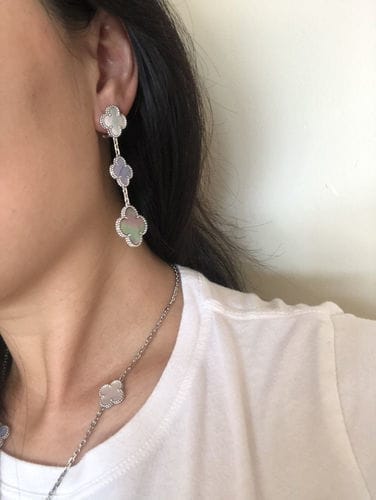 Customer photo review of CLOVER MOP 3 MOTIFS SILVER EARRINGS