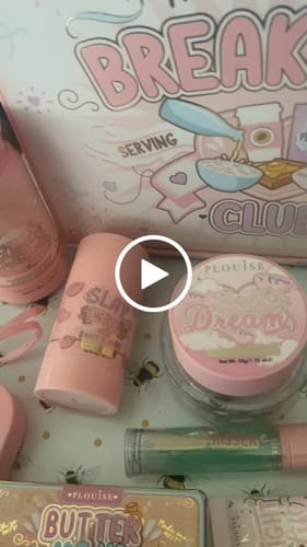 Customer video review of P. Louise 6 Step Skincare Routine Bundle