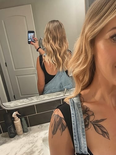 Customer photo review of Flex Hold Hairspray