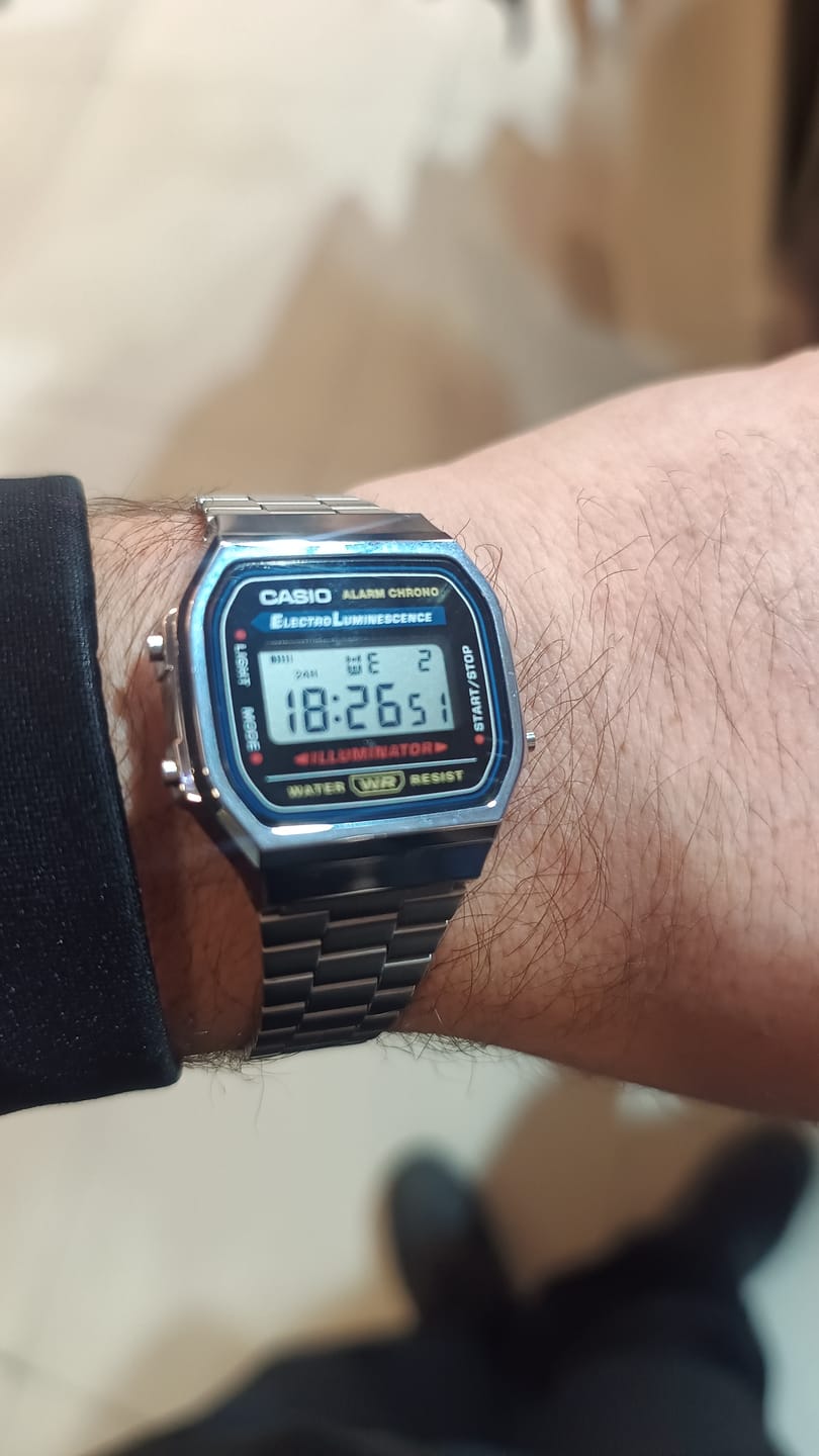 Customer photo review of Reloj Casio Vintage A168WA-1WDF Electroluminescence Plateado