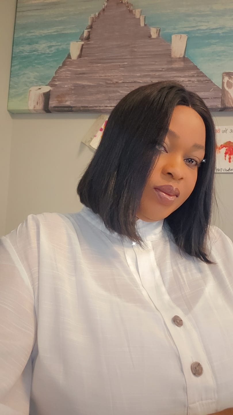 Customer photo review of Fair and White Exclusive Whitenizer Serum with Pure Vitamin "C" 30 ml / 1 fl oz